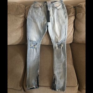 Besaint Ripped Jeans